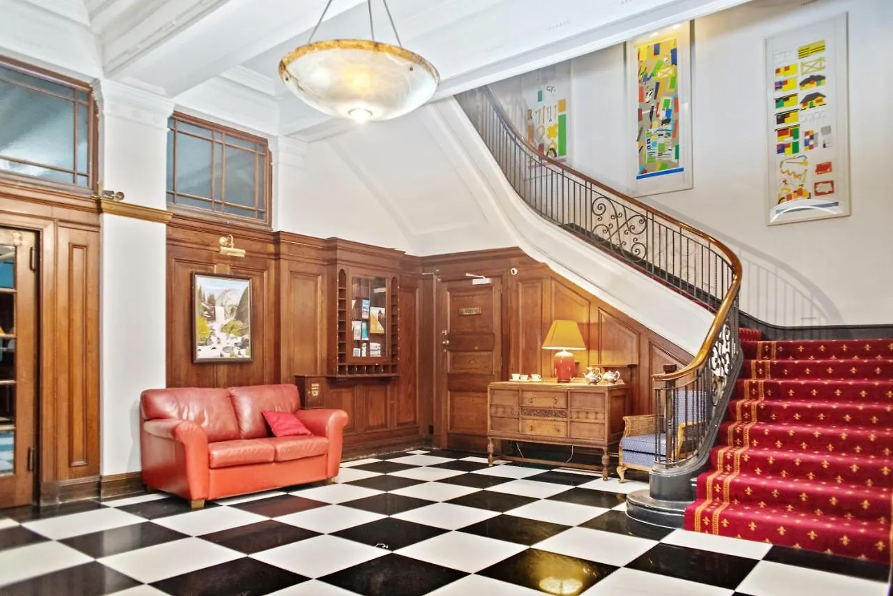Wellesley Boutique Hotel contacts